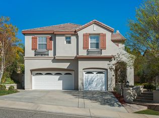 920 Deerhill Rd, Oak Park, CA 91377