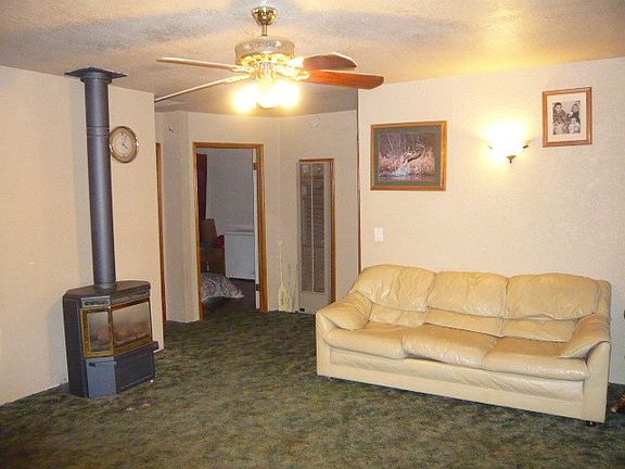 5th image of 306 W Woodworth St