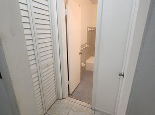 7211 Venetian - 10, Hollywood, FL 33023