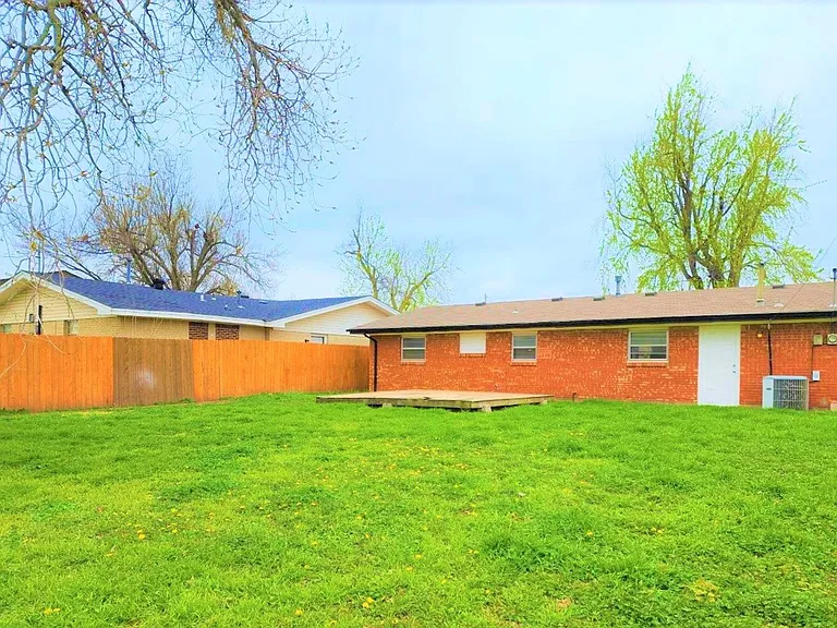 3712 N Markwell Ave — Photo 29
