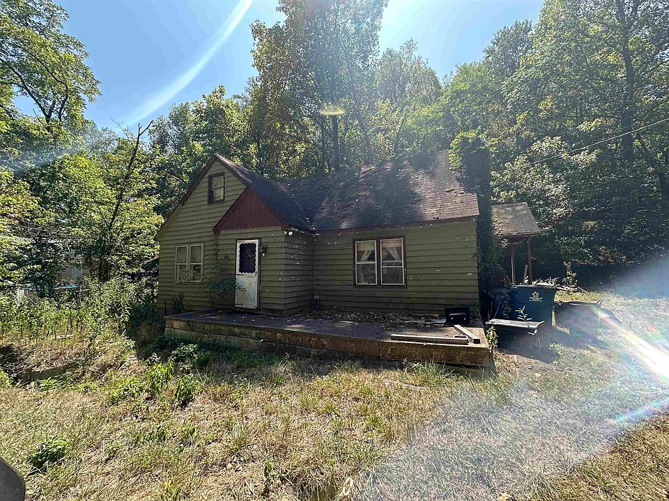 2nd image of 1623 Martha Rd