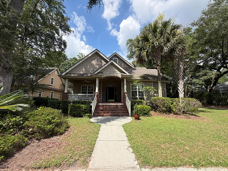 236 Ainsdale Dr — Photo 1