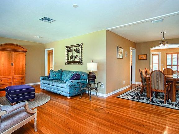 5th image of 4020 W Leona St