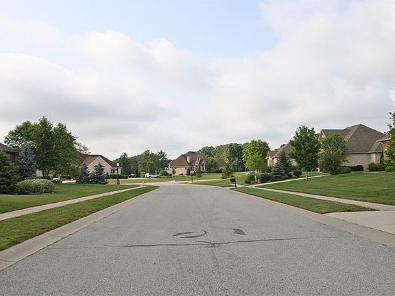 4th image of 4891 Benthaven Dr W