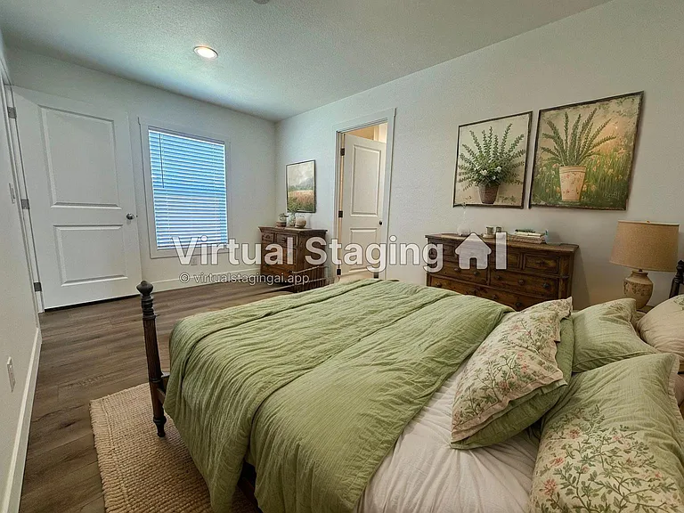 2060 N Ctr #411 — Photo 13