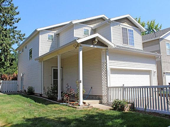 2nd image of 443 SW Brookwood Ave