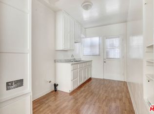 6340 10th Ave #6402-1/2, Los Angeles, CA 90043