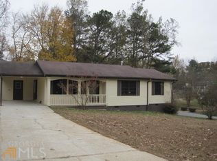 2343 Robin Ridge Dr, Dacula, GA 30019