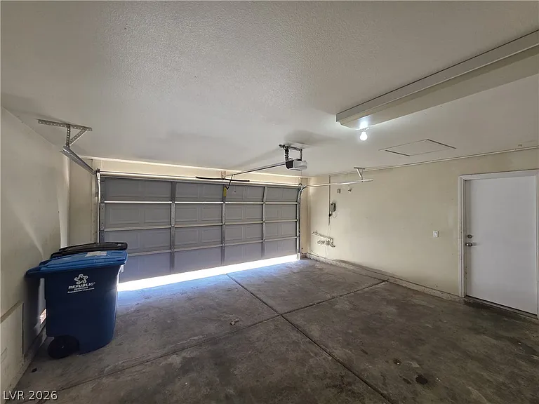 6674 Jordan River Dr — Photo 19