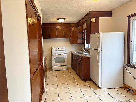 33 Chesterfield Road