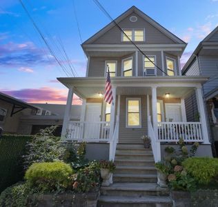 12 W 40th St, Bayonne, NJ, 07002