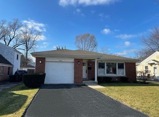 318 Lincoln St, Glenview, IL