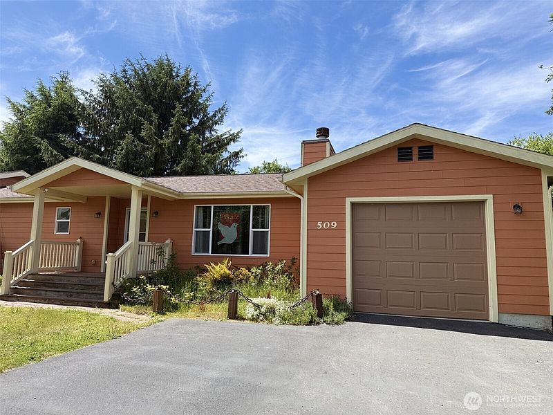 2nd image of 509 Point Brown Avenue SW