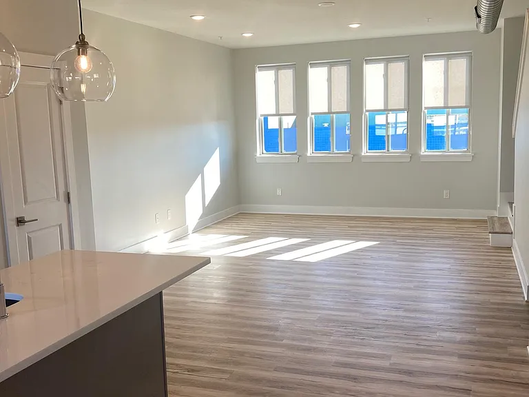 121 W Cumberland St #105 — Photo 7