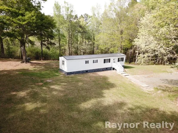 2011 Hidden Valley Dr, Clayton, NC 27527