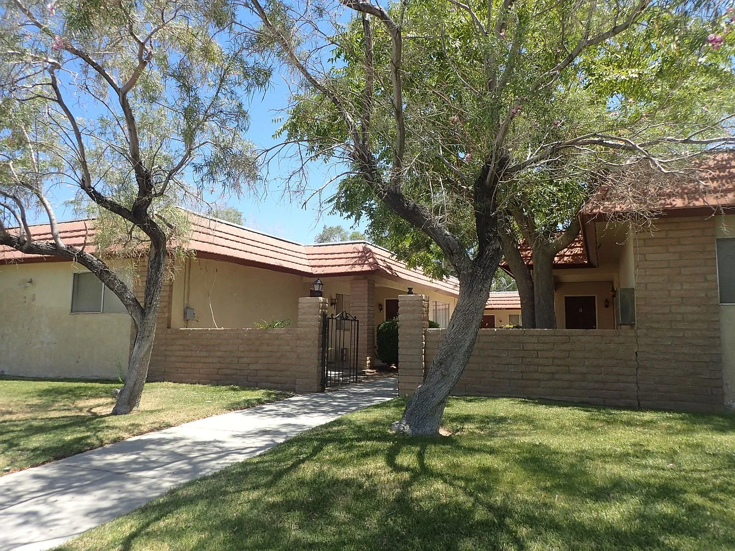 228 S Gemstone St — Photo 1
