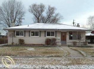 35637 Malibu Dr, Sterling Heights, MI