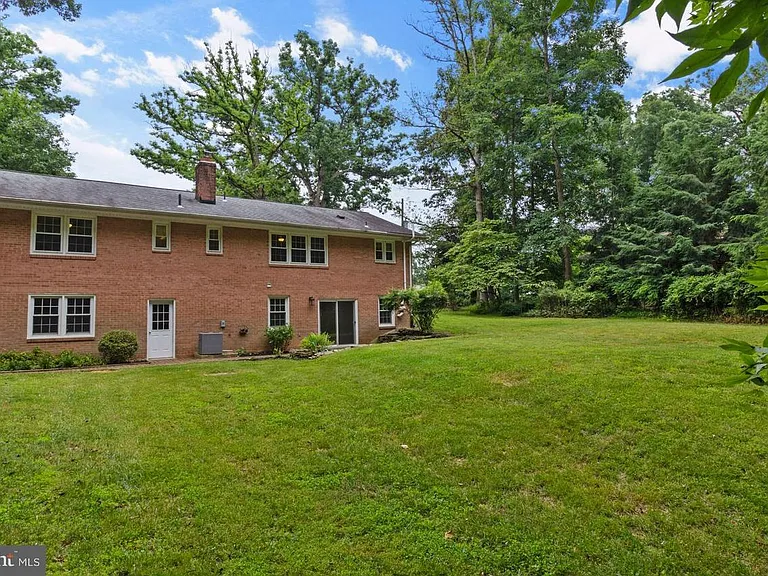 14908 Claude Ln — Photo 23
