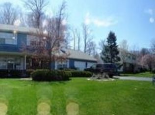1412 Woodview Rd, Yardley, PA 19067