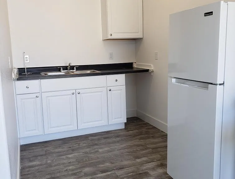204 Ember Dr #1 — Photo 4