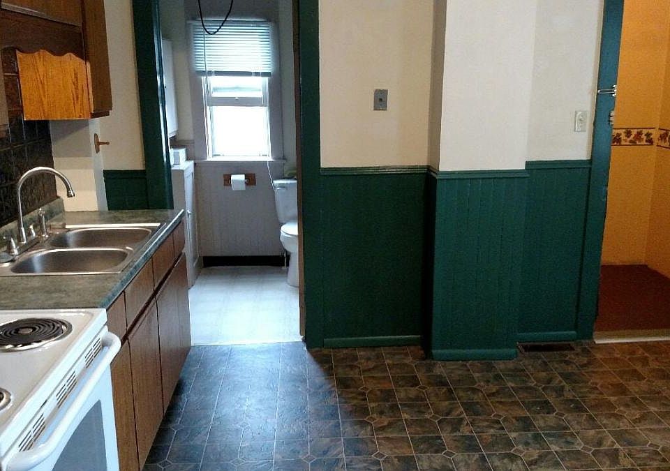 2nd image of 48 Brandon Pl