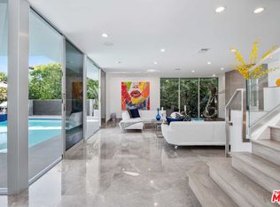 1250 Angelo Dr, Beverly Hills, CA 90210