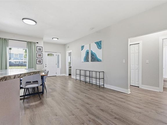 3rd image of 2233 TRELAIN DRIVE S
