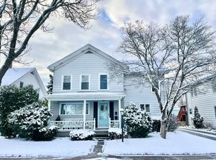 76 Pleasant St #1, Westerly, RI 02891