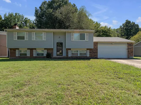 3782 Kennings Dr, Memphis, TN 38125