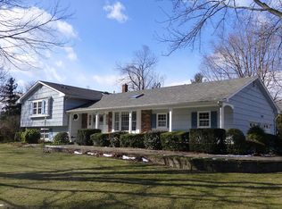 27 Indian Valley Rd, Ramsey, NJ 07446