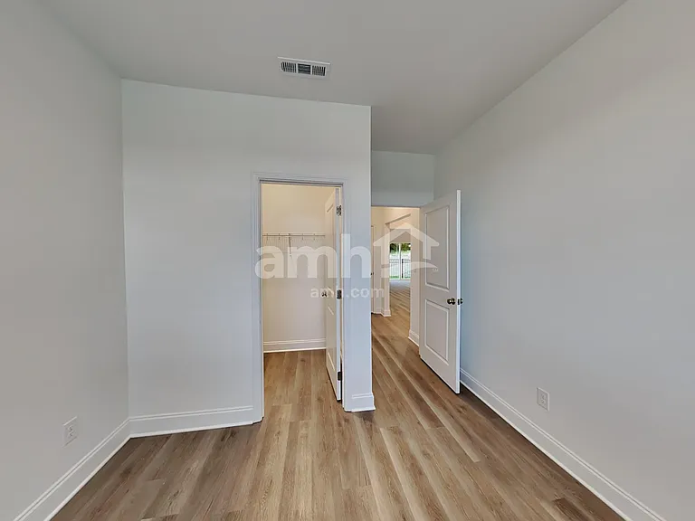 238 Marin Dr — Photo 18