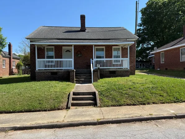 105 Piedmont Ave, Greenwood, SC 29646