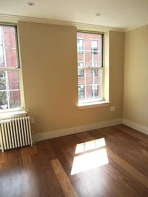 Rented by Mark David | media 23