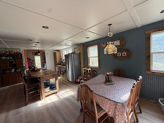 5th image of 165 Davidson Hollow Rd