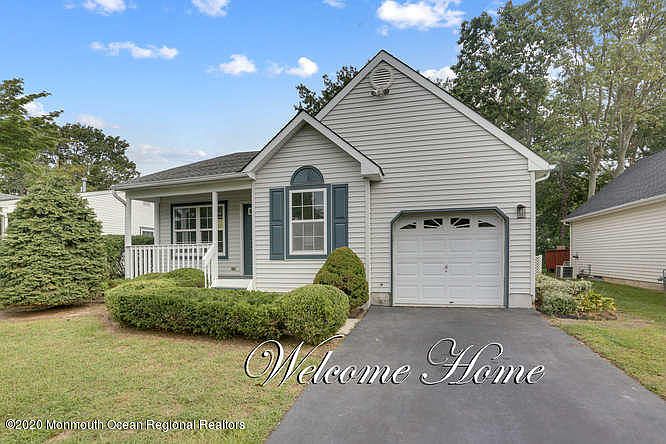1st image of 2374 Mount Hood Ln