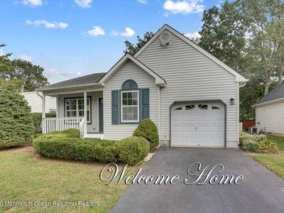 2374 Mount Hood Ln, Toms River, NJ, 08753