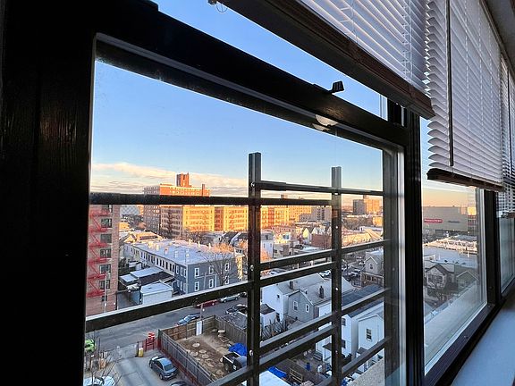 4th image of 8815 168th St APT 9U