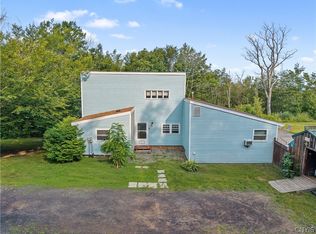48 Edwards Cir, Oswego, NY 13126