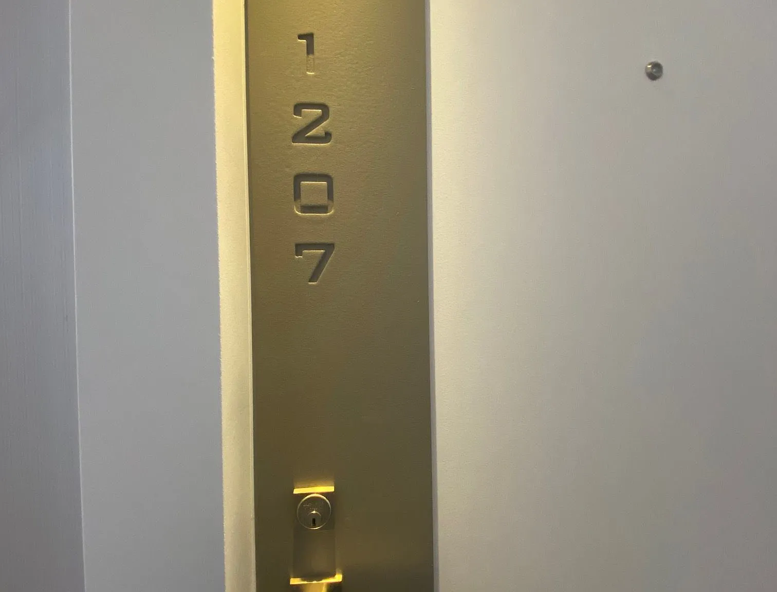 2 bed, $4,000 — Photo 3