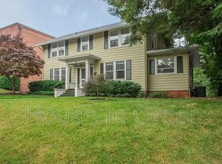 26 Edgemont Rd, Asheville, NC 28801
