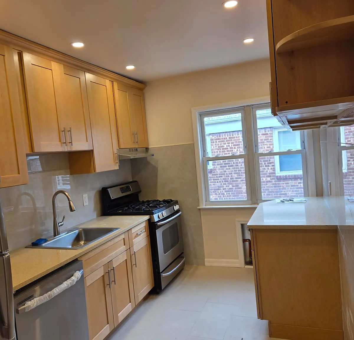 2 bed, $2,700 — Photo 3