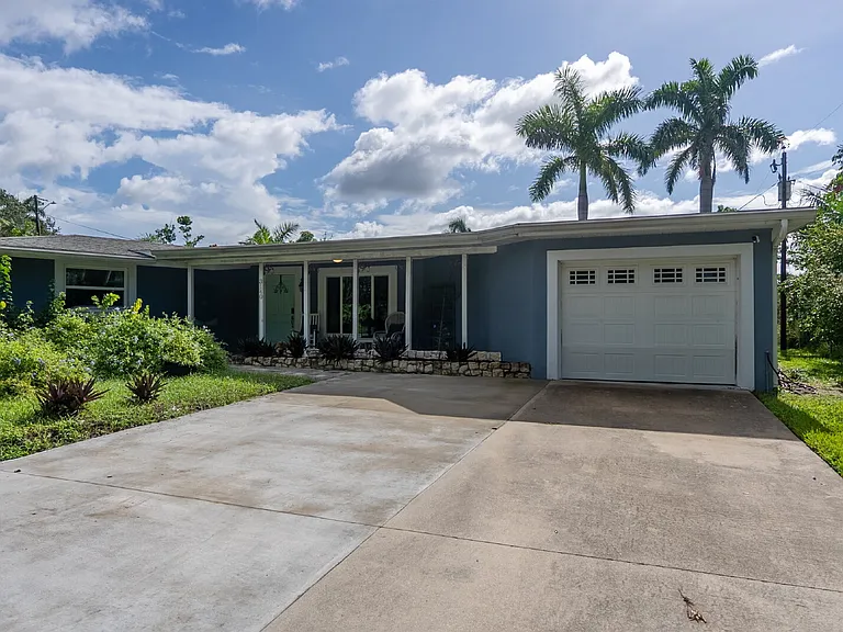 3140 Bay Shore Rd — Photo 1