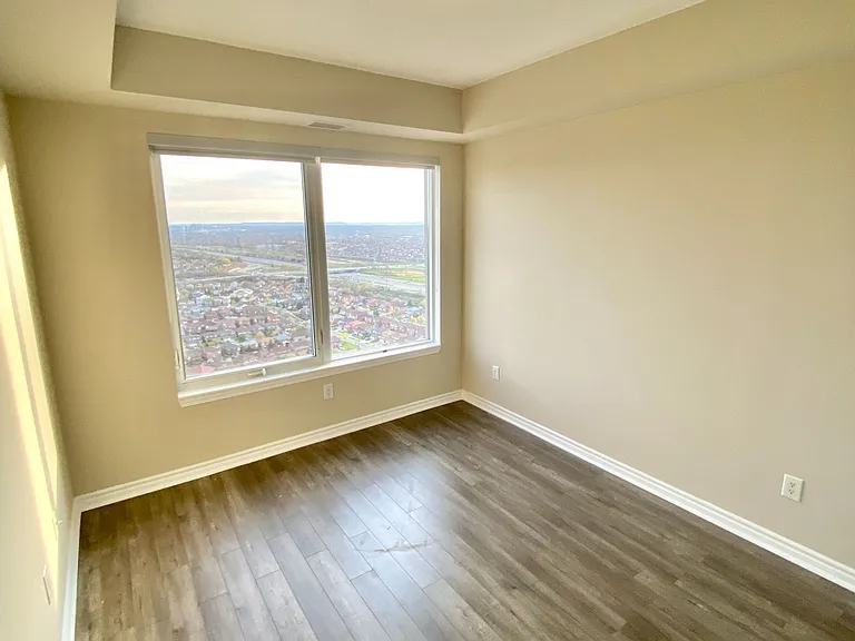 385 Prince Of Wales Dr #3310 — Photo 13