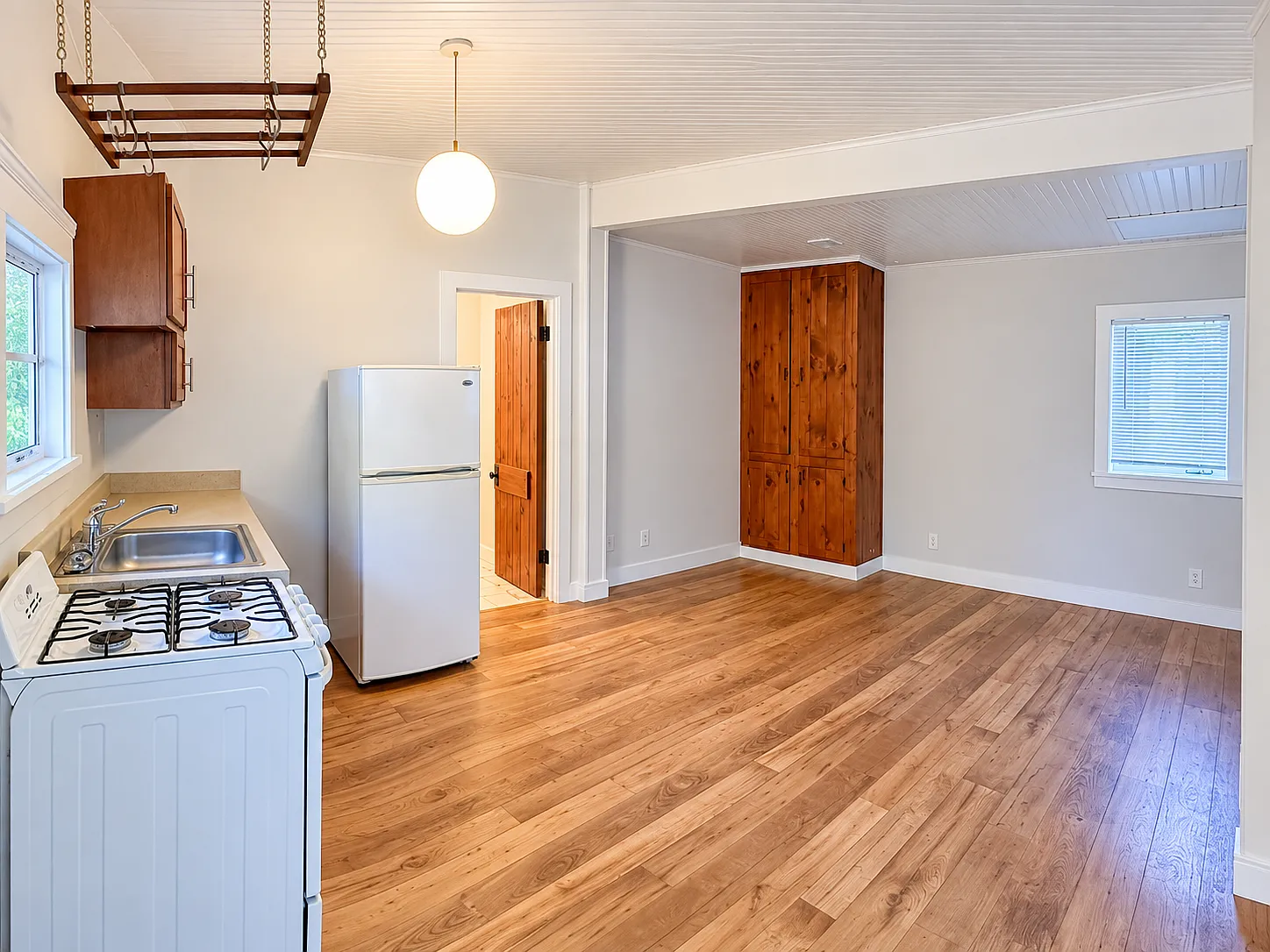 1 bed, $975 — Photo 4