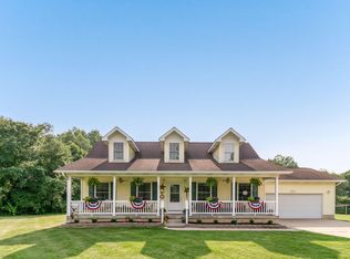 10785 N 45th St, Augusta, MI 49012