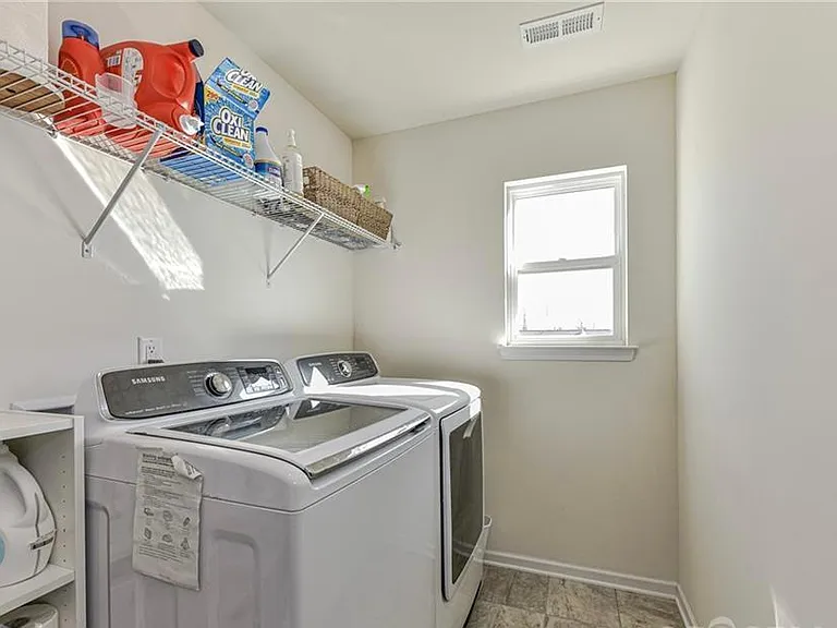 8914 Loch Glen Way — Photo 43
