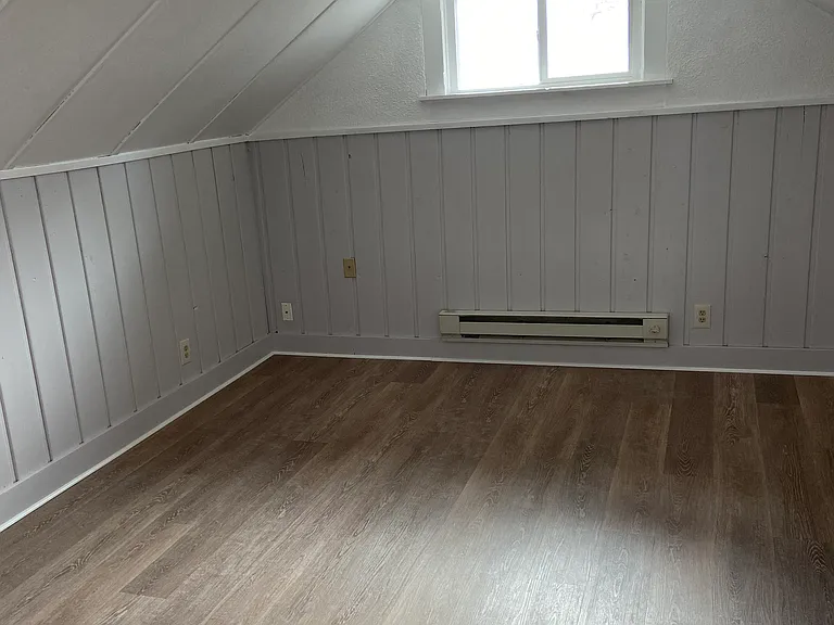 207 Russell St #A — Photo 2