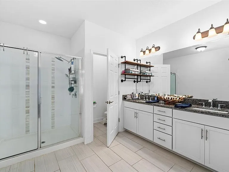 2444 Foggy Creek Cir — Photo 13