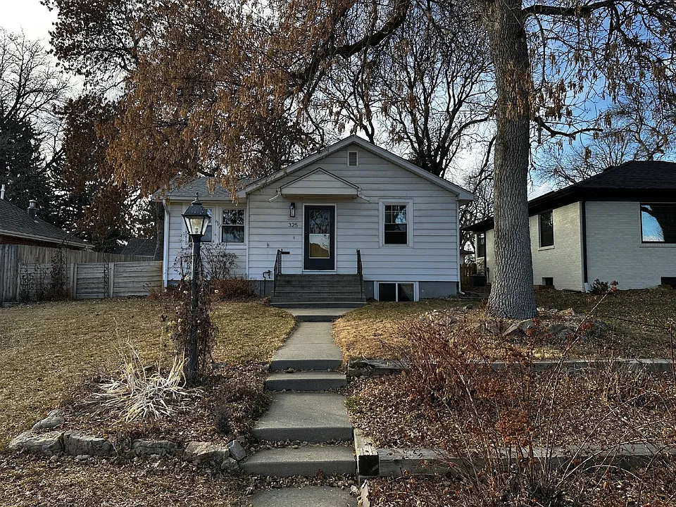 325 Sumner St
