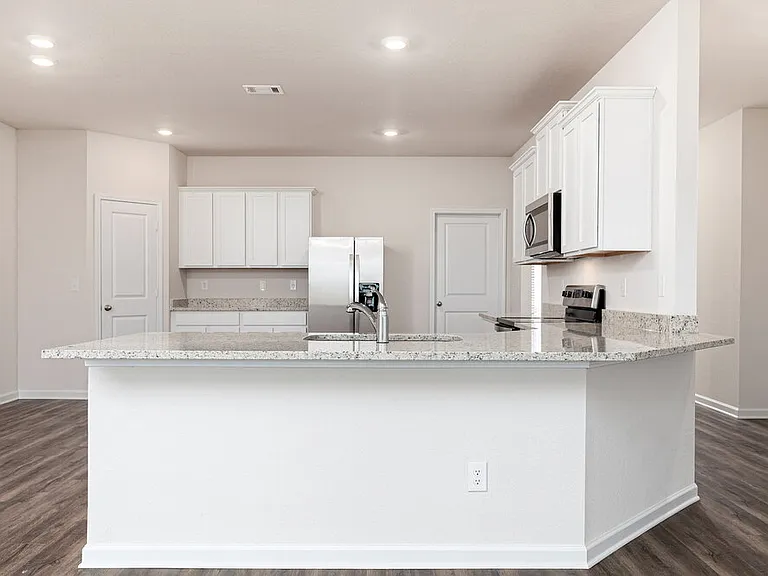 1412 Sodbuster Dr — Photo 6